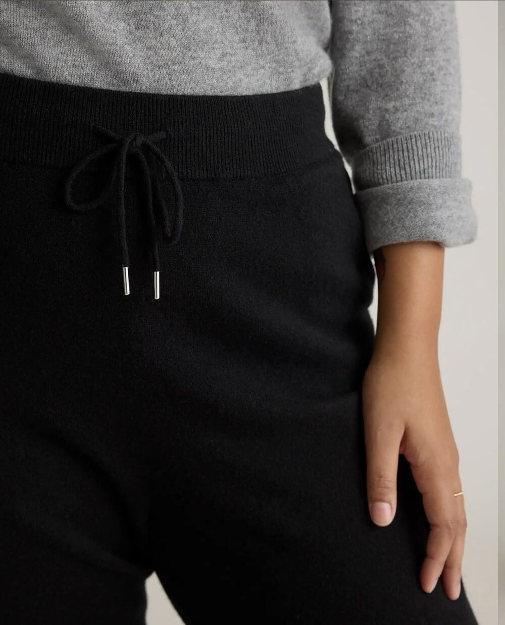 Quince Mongolian 100% Cashmere sweatpants black XL